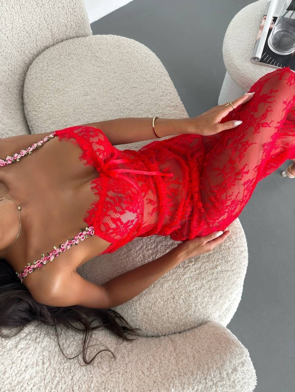 сексуальное женское нижнее белье,сексуальная нижнее белье,сексуальное нижнее бельё кружевное,красный пеньюар с кружевами,красное кружевное белье