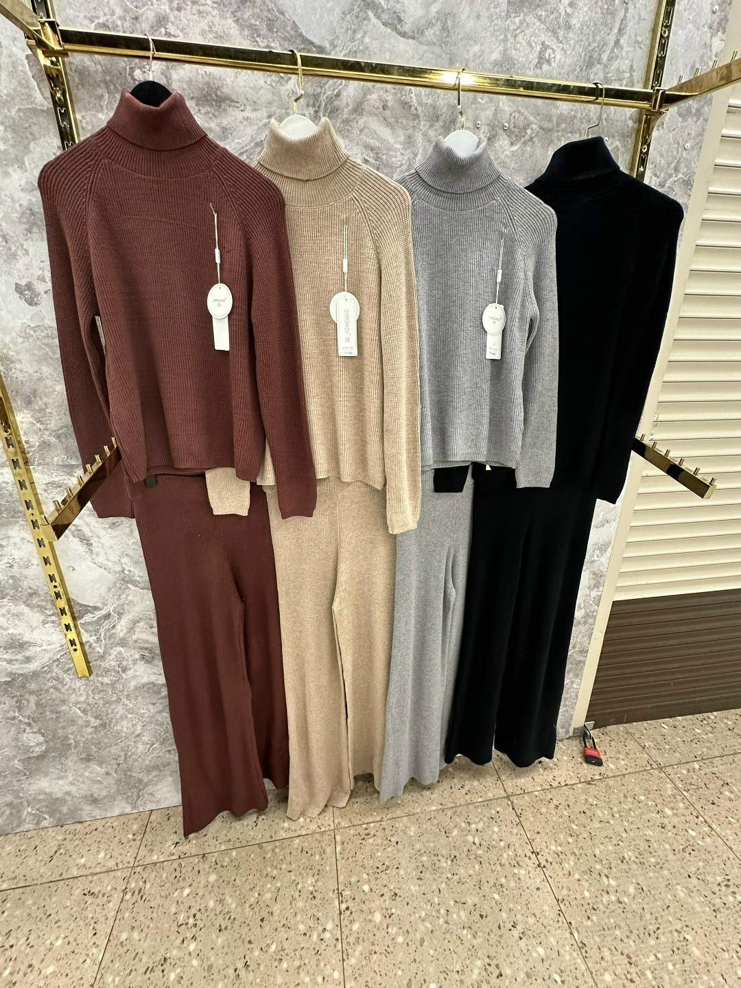 трикотажные костюмы,вязаные костюмы,вязаные костюмы женские,трикотажный костюм с брюкам,теплый костюм