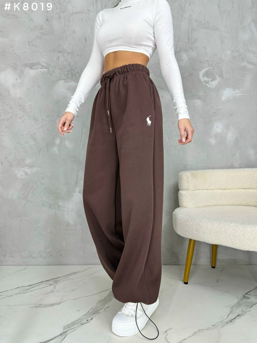 серые спортивные штаны,брюки спортивные палаццо,спортивные брюки,широкие спортивные штаны,cпортивные штаны женские