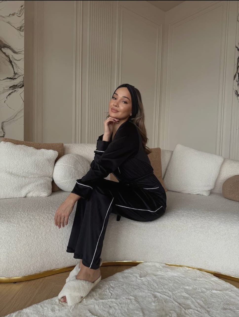 шелковый костюм в пижамном стиле,шелковый костюм в пижамном стиле белый,пижама шелковая домашний костюм,пижама костюм домашний,пижама костюм для дома