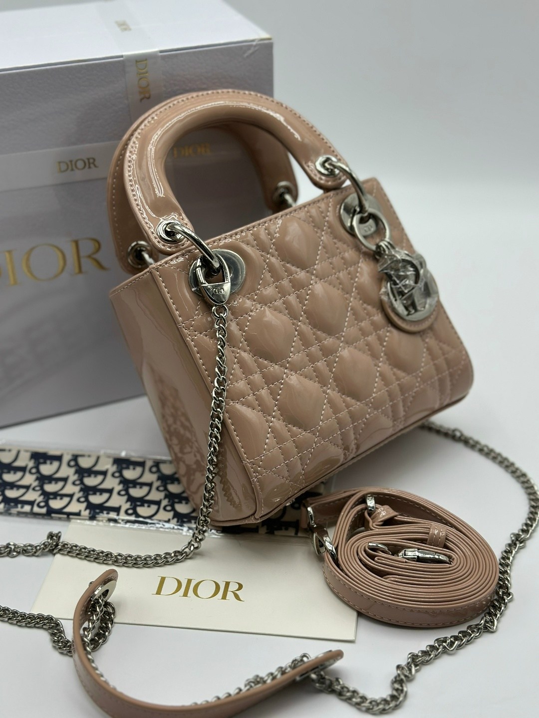 dior сумка,сумка женская dior,сумка диор,lady dior сумка,сумка женская christian dior