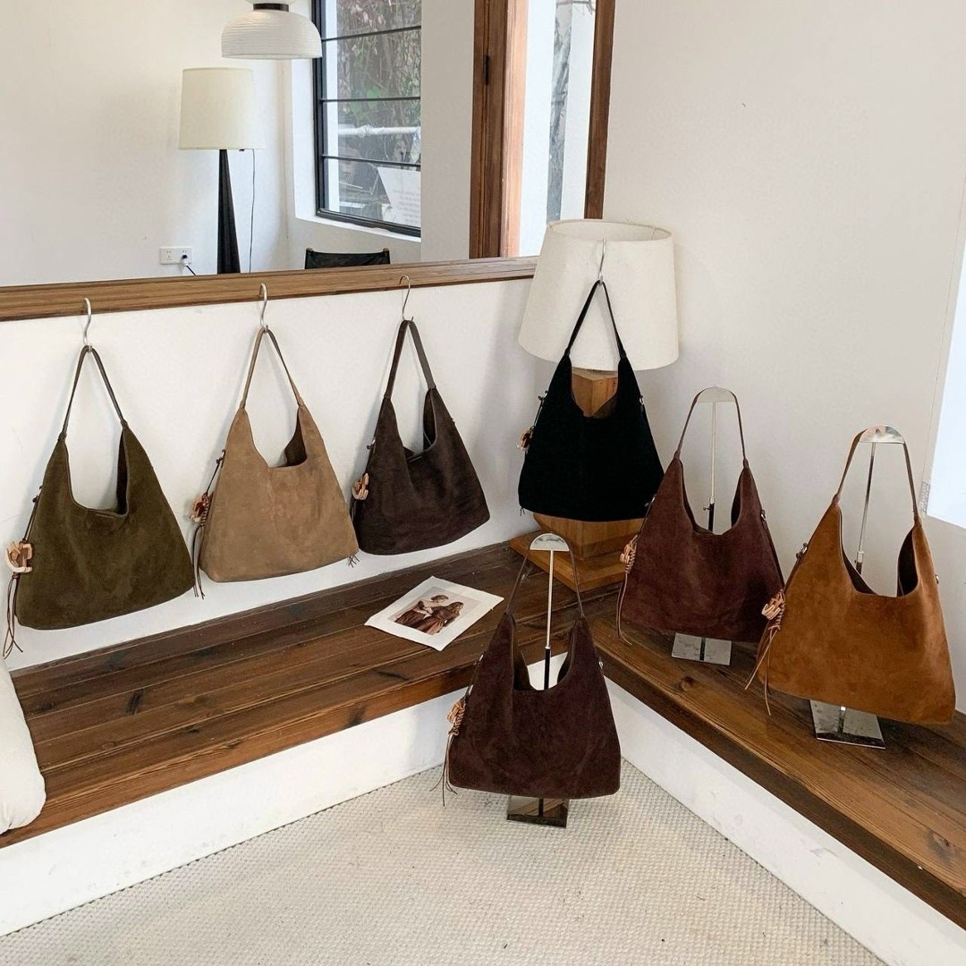 замшевая сумка,женская замшевая сумка,вместительная замшевая сумка,сумка стильная,сумка большая