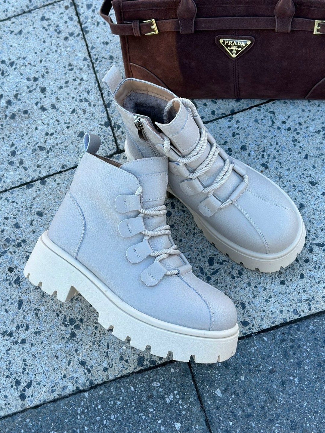 женские ботинки,,женская ,ботинка женские зимние,бежевые ботинки