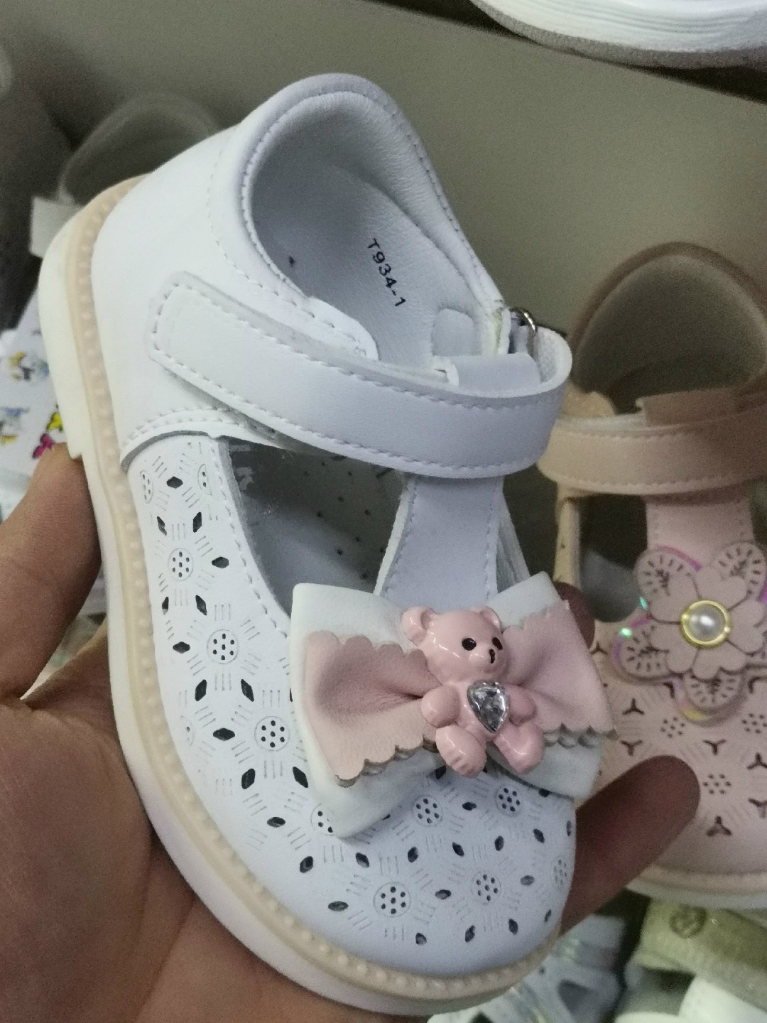 капитошка сандалии для девочек,сандалии капитошка для девочки молочного цвета,босоножки капитошка для девочки,сандали капитошка,сандалии для девочек