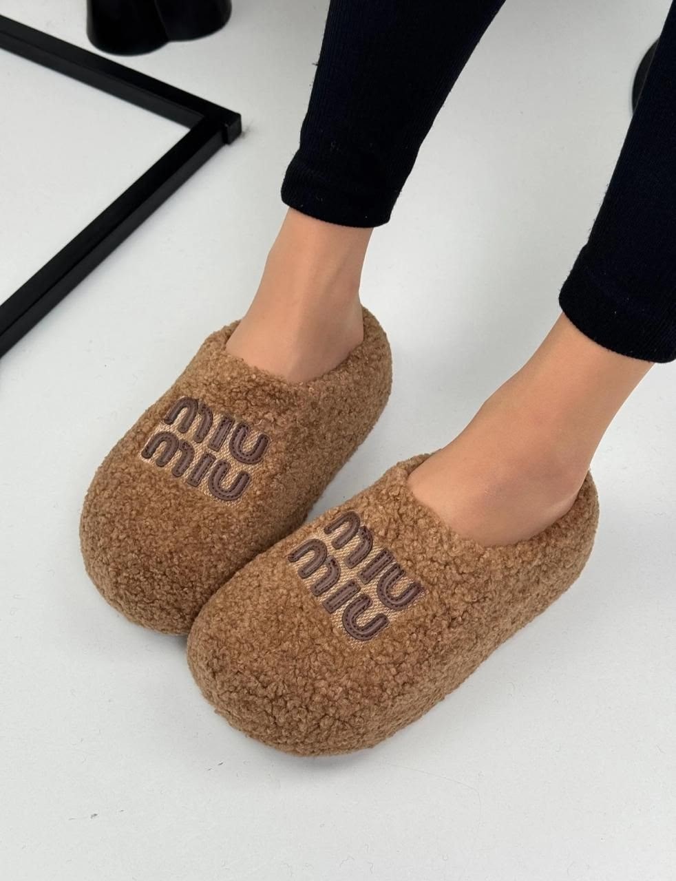 тапочки женские,,тапочки модные,домашние тапочки,тапки женские