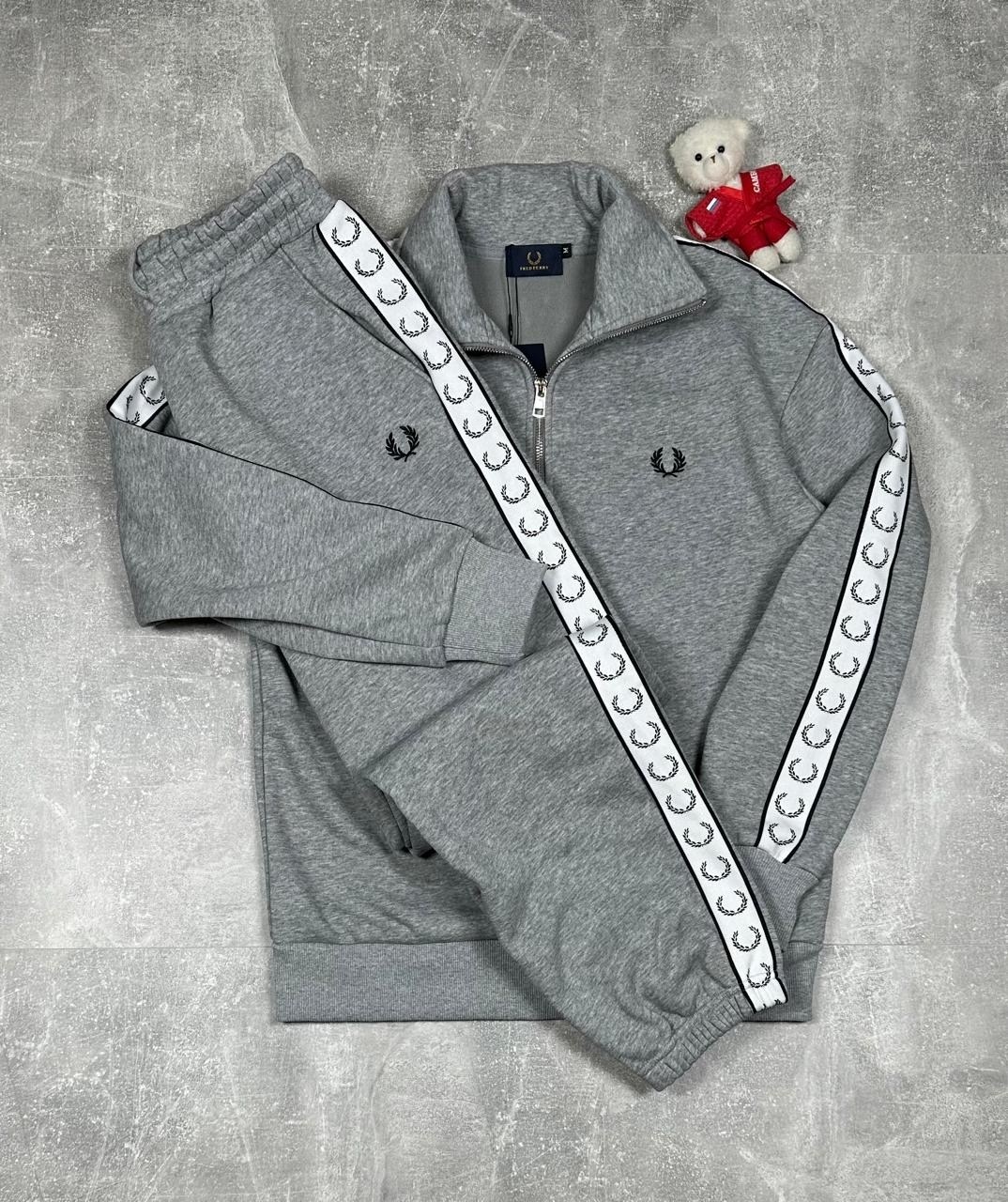 мужские спортивные костюмы,спортивные костюм,спортивный костюм для мужчин,спортивный костюм fred perry,костюмы для мужчин