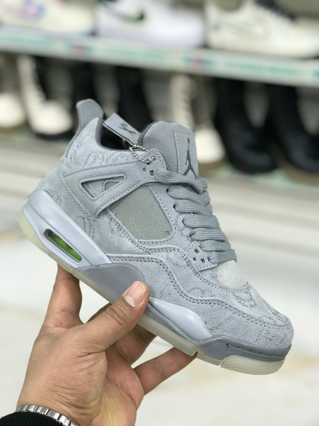 кроссовки nike air jordan 4 retro,nike air jordan 4 retro kaws,кроссовки nike air jordan 4,кроссовки мужские nike air jordan 4 retro,кроссовки мужские nike air jordan 4