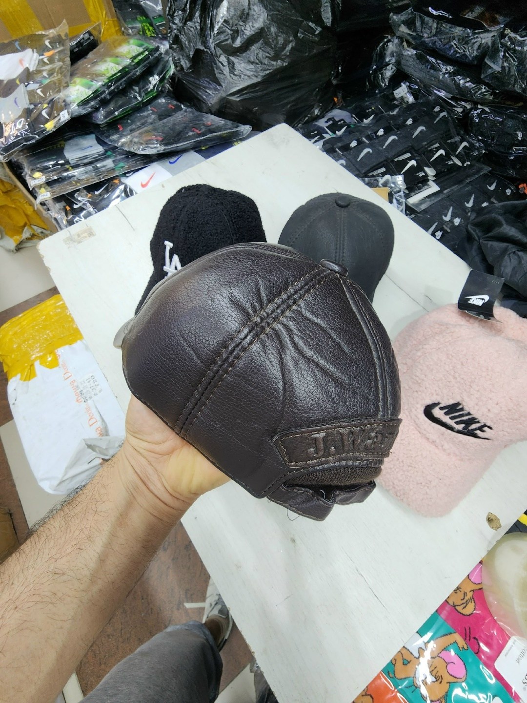 бейсболка мужская из натуральной кожи кепка,кепка кожаная мужская,бейсболка мужская,мужские кожаные кепки меуччи,кожаная кепка