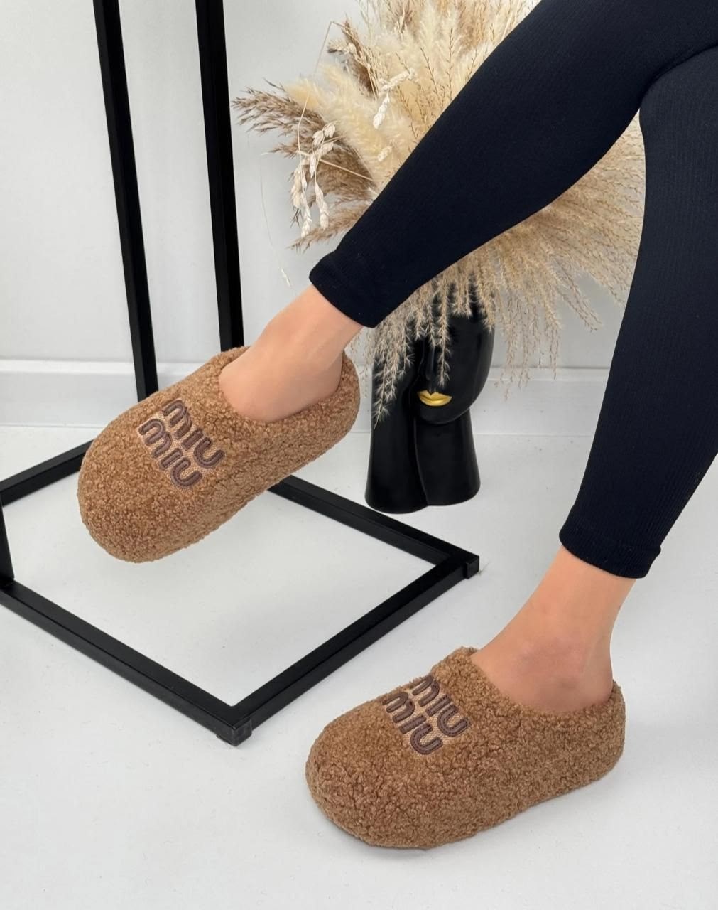 тапочки женские,,тапочки модные,домашние тапочки,тапки женские