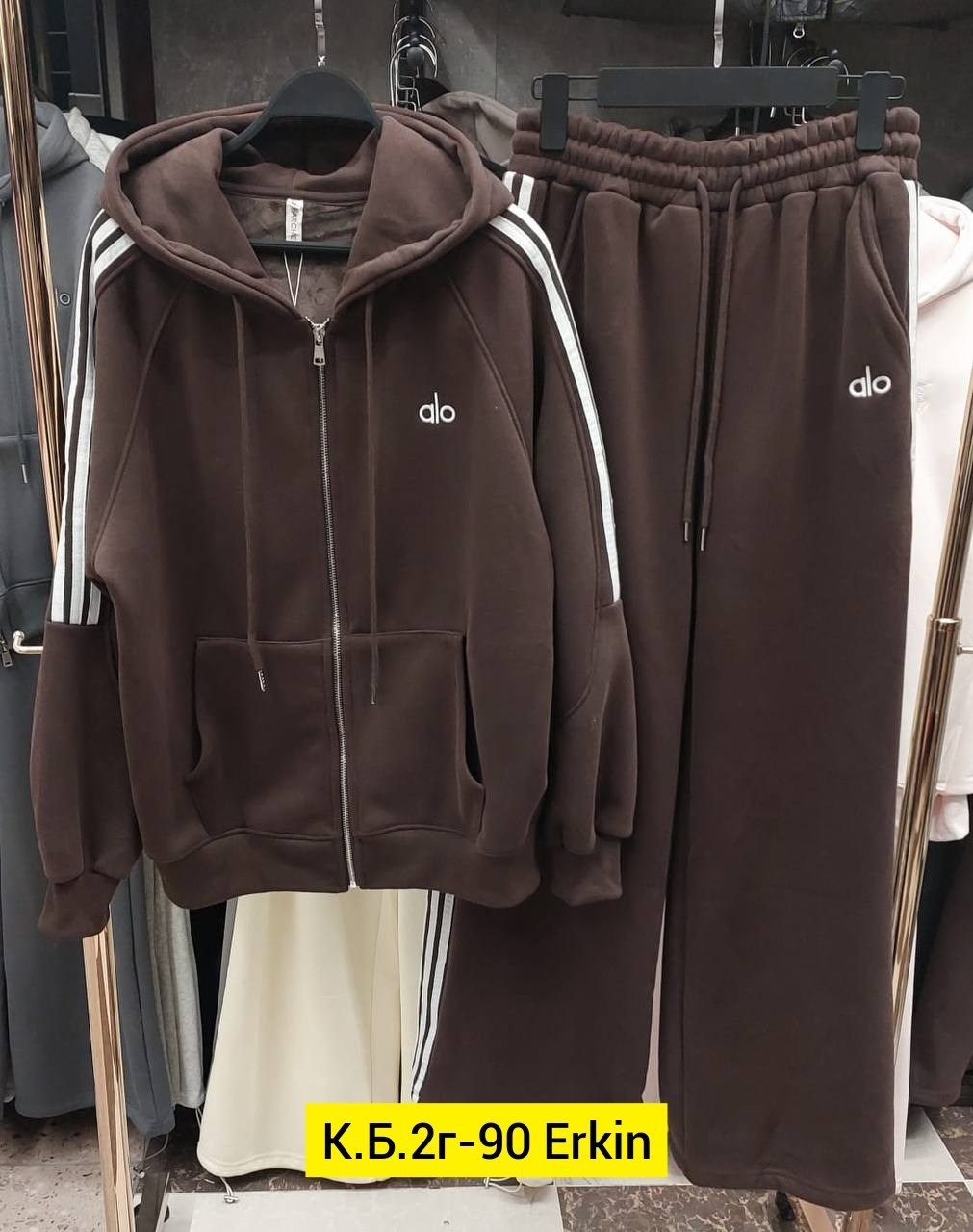 спортивные костюм,женские костюмы спортивные,костюмы спортивные мужские,спортивный костюм спортивные костюмы,костюм на флисе