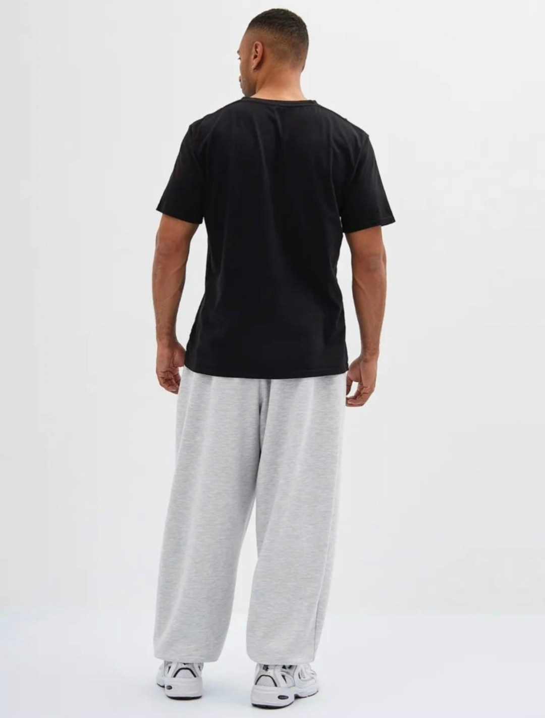 спортивные штаны широкие оверсайз,штаны оверсайз,джоггеры оверсайз,широкие джоггеры,брюки спортивные