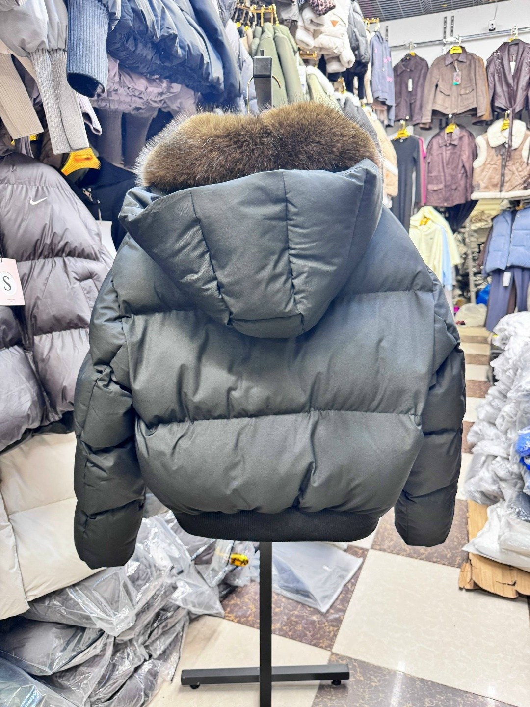 куртка пуховик,короткий пуховик,зимняя куртка пуховик,пуховик,женский пуховик