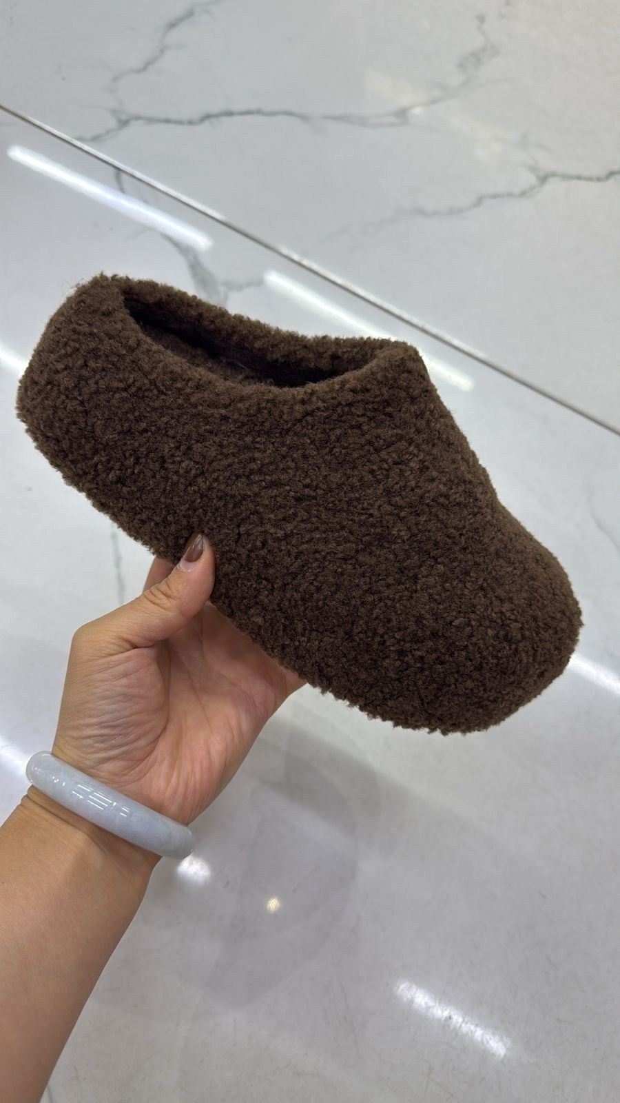 ,женские тапочки,тапочки меховые домашние,модные тапочки,меховые тапочки