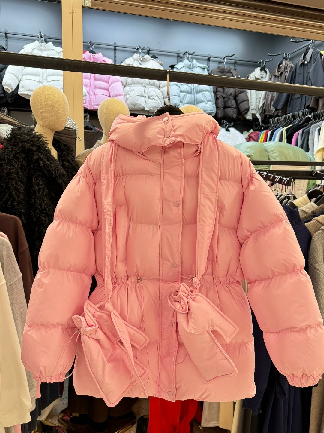 розовая куртка,куртка женская,демисезонная куртка,модная куртка,розовый пуховик