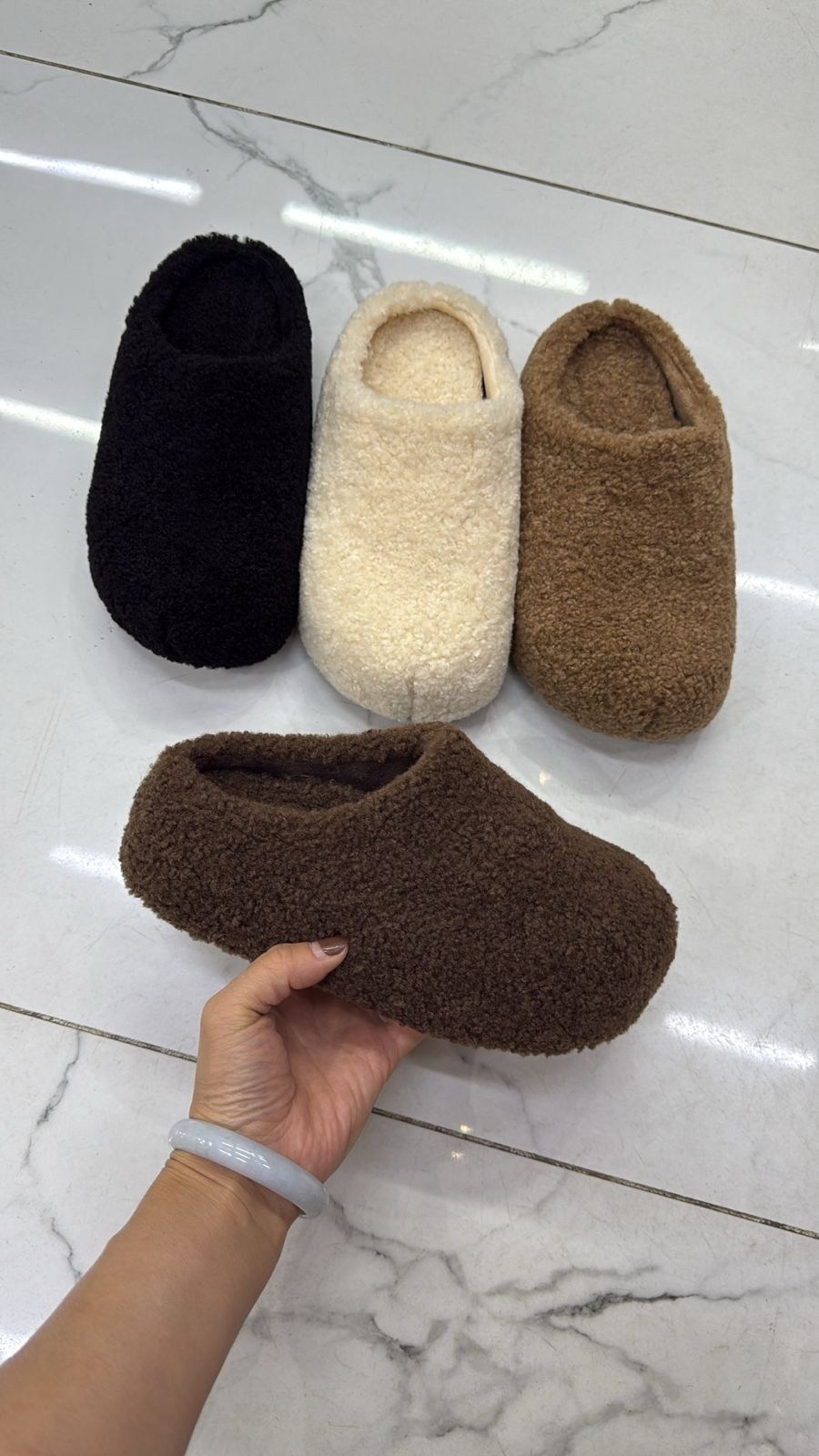 ,женские тапочки,тапочки меховые домашние,модные тапочки,меховые тапочки