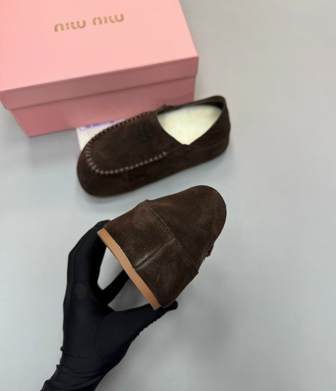 лоферы miu miu,,женская ,мюли женские,мюли замшевые