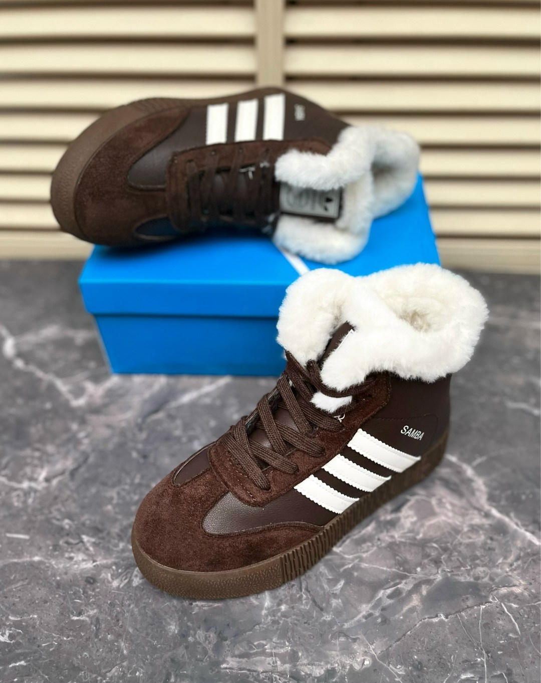 зимние кроссовки адидас замшевые,теплые зимние кроссовки адидас,зимние кроссовки adidas,кроссовки adidas,кроссовки адидас superstar зимние