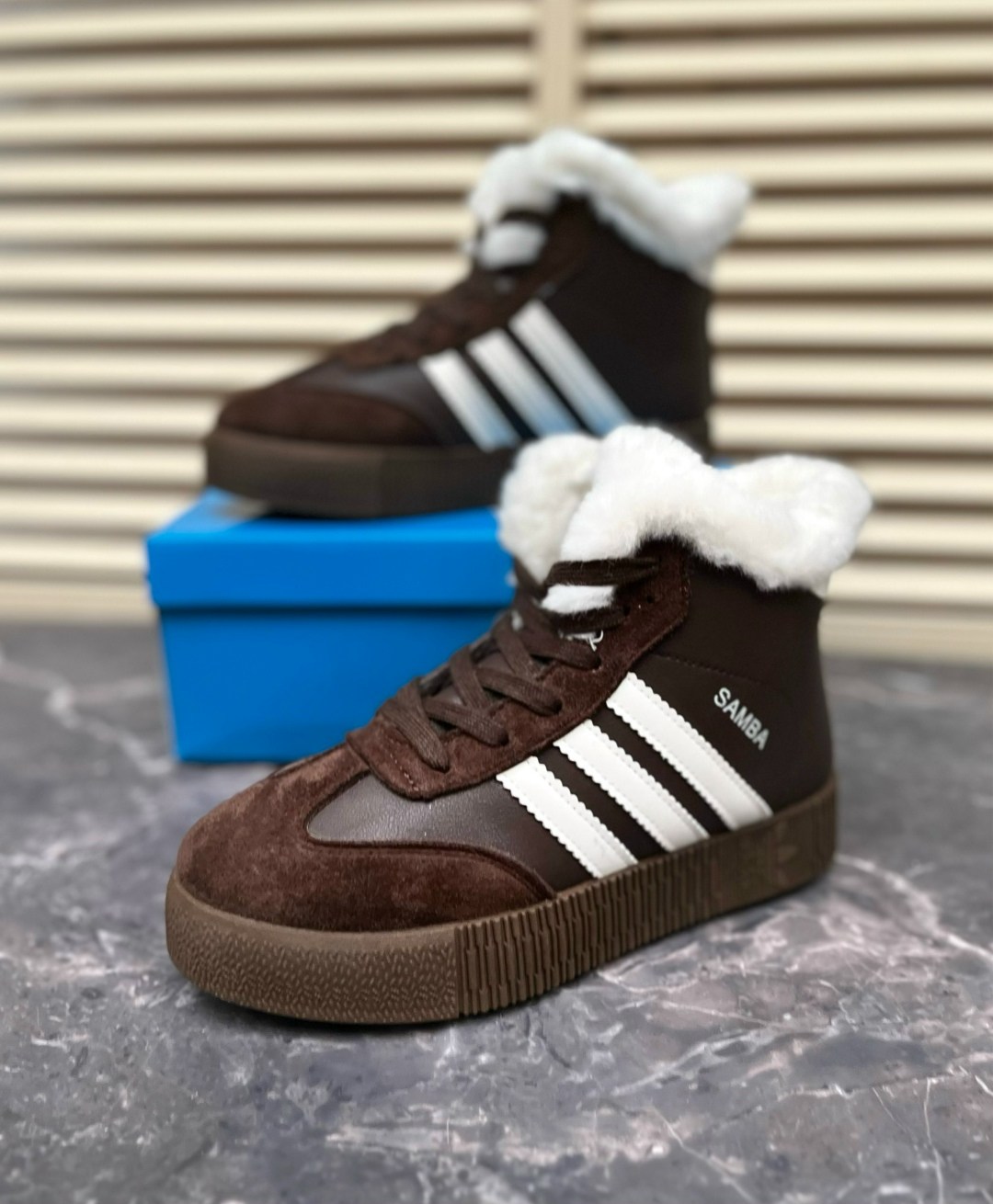 зимние кроссовки адидас замшевые,теплые зимние кроссовки адидас,зимние кроссовки adidas,кроссовки adidas,кроссовки адидас superstar зимние