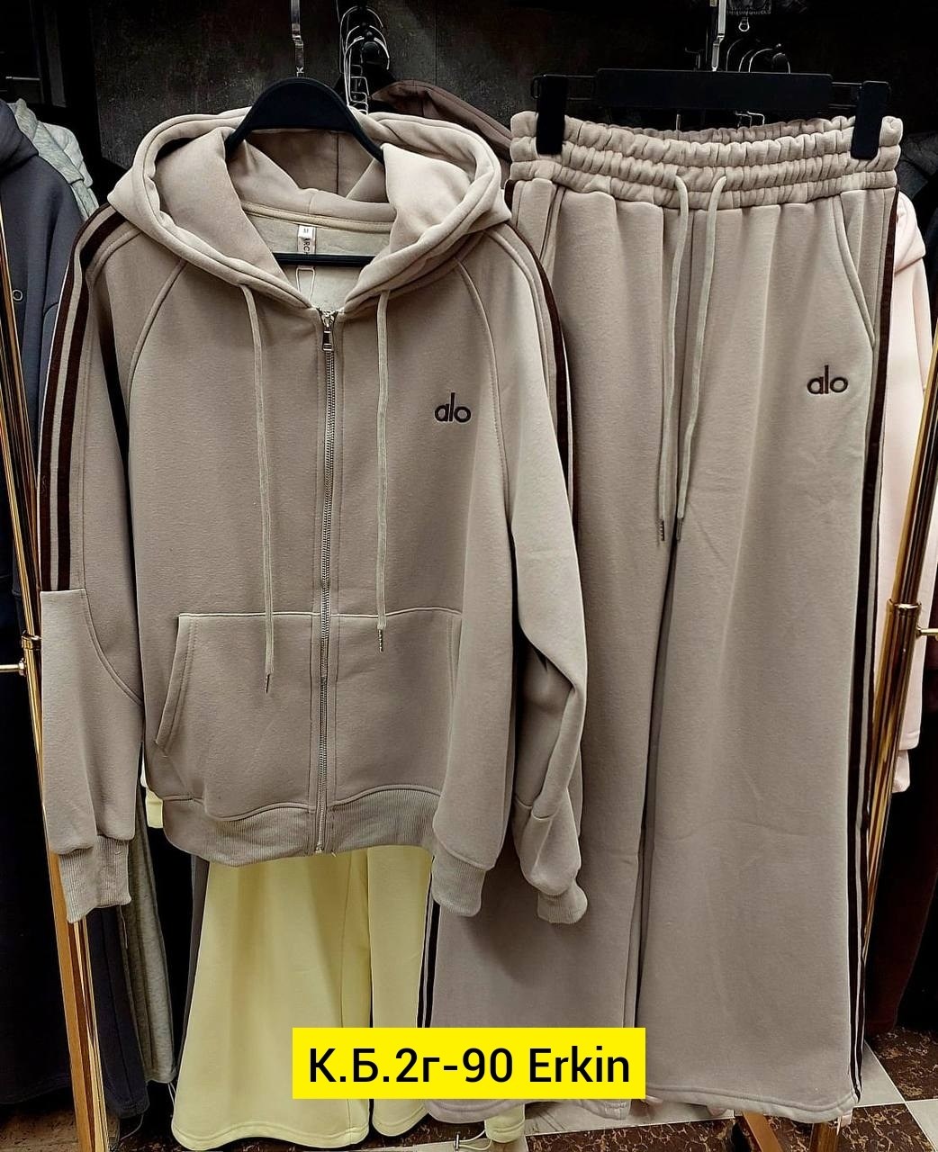 спортивные костюм,женские костюмы спортивные,костюмы спортивные мужские,спортивный костюм спортивные костюмы,костюм на флисе