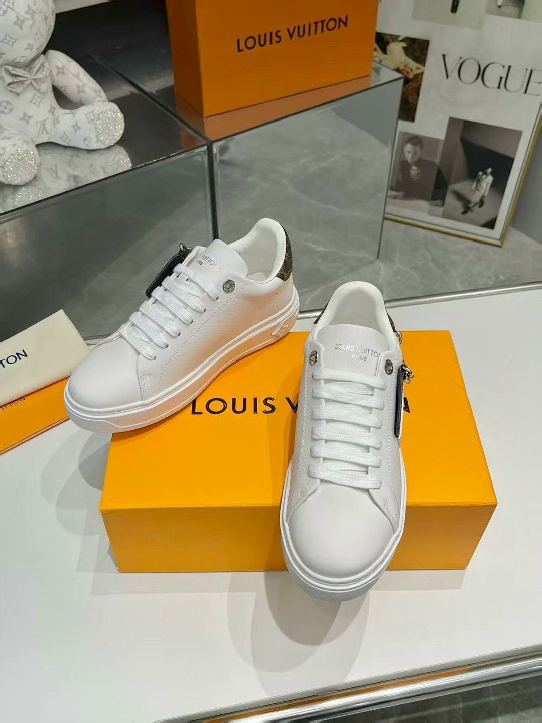 кроссовки женские louis vuitton,,кроссовки louis vuitton,кеды louis vuitton,женские кроссовки