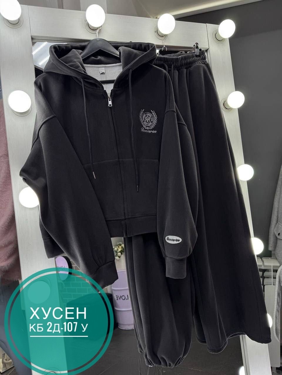 спортивные костюмы женские,спортивные костюм,велюровые костюмы,костюм на флисе,стильные костюмы