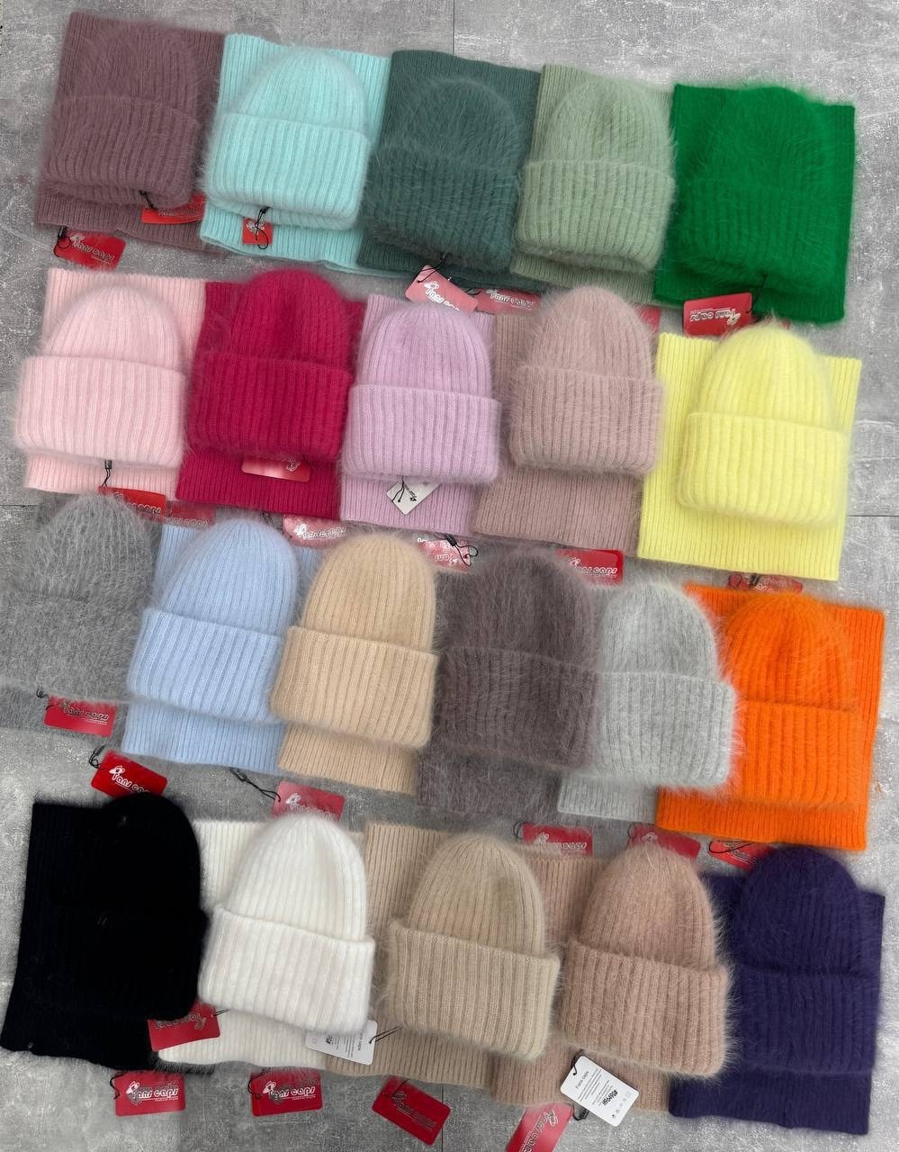 шапка бини из ангоры зимняя,женская зимняя вязаная шапка из ангоры,шапка женская из ангоры,вязаная шапка,шапка бини женская