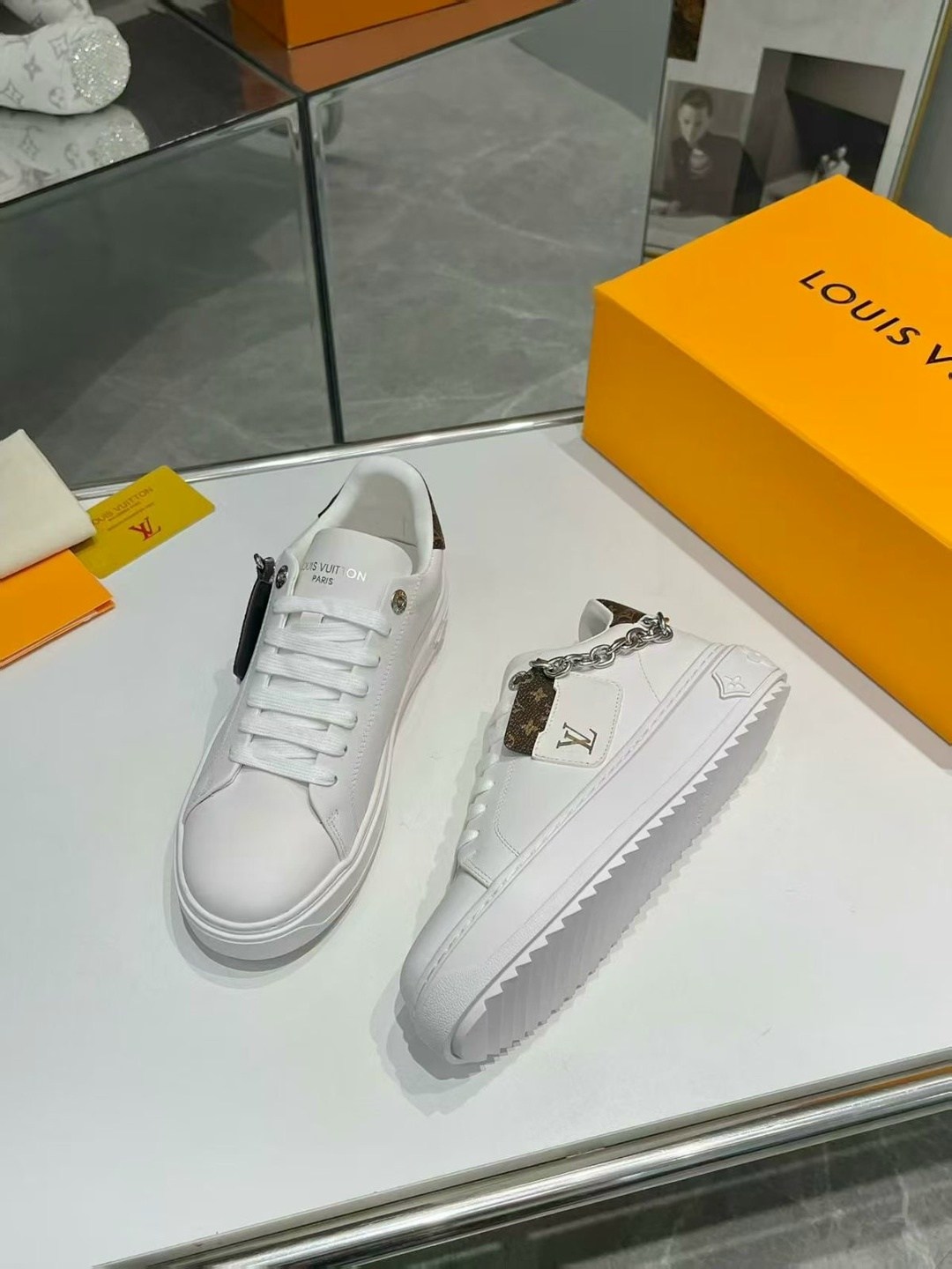 кроссовки женские louis vuitton,,кроссовки louis vuitton,кеды louis vuitton,женские кроссовки