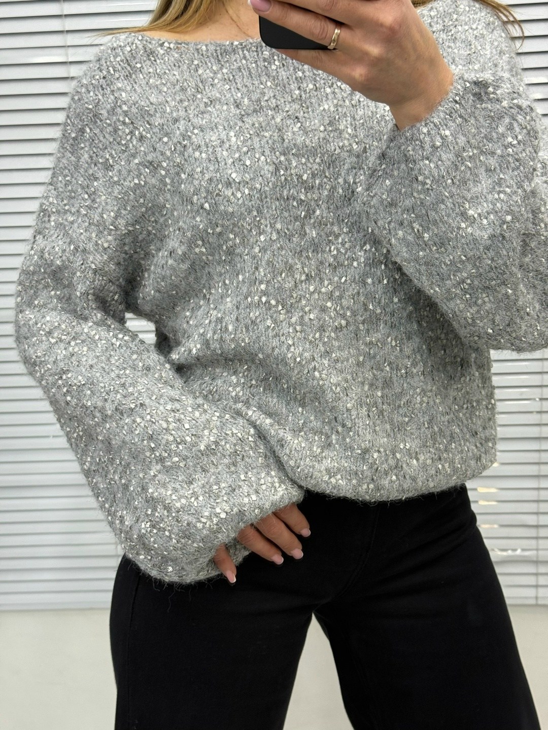 объемный свитер,коричневый свитер,вязаные джемпера,джемпер,вязаные свитера