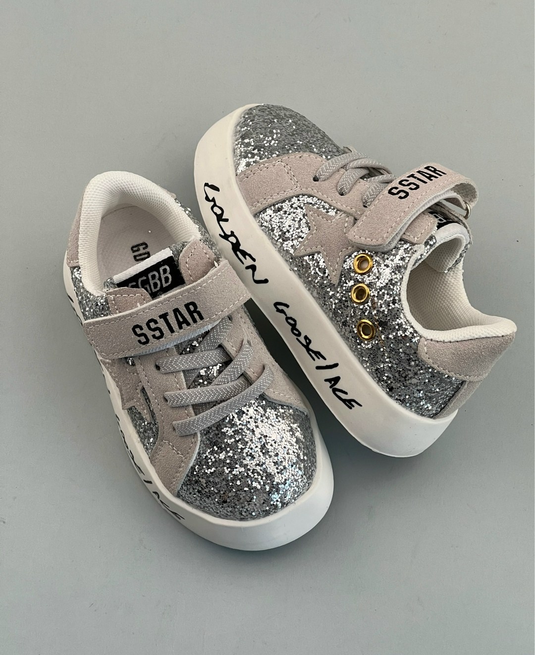 ,детский ,детские кроссовки,спортивная ,блестящие кроссовки