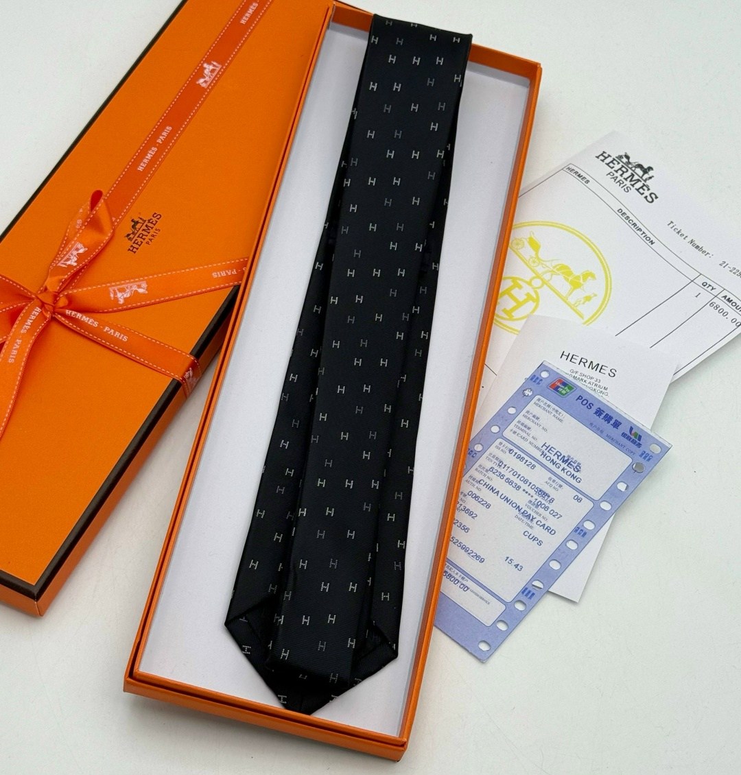 галстук hermes,шелковый галстук hermes,галстук мужской hermes,мужской галстук louis vuitton,классический галстук