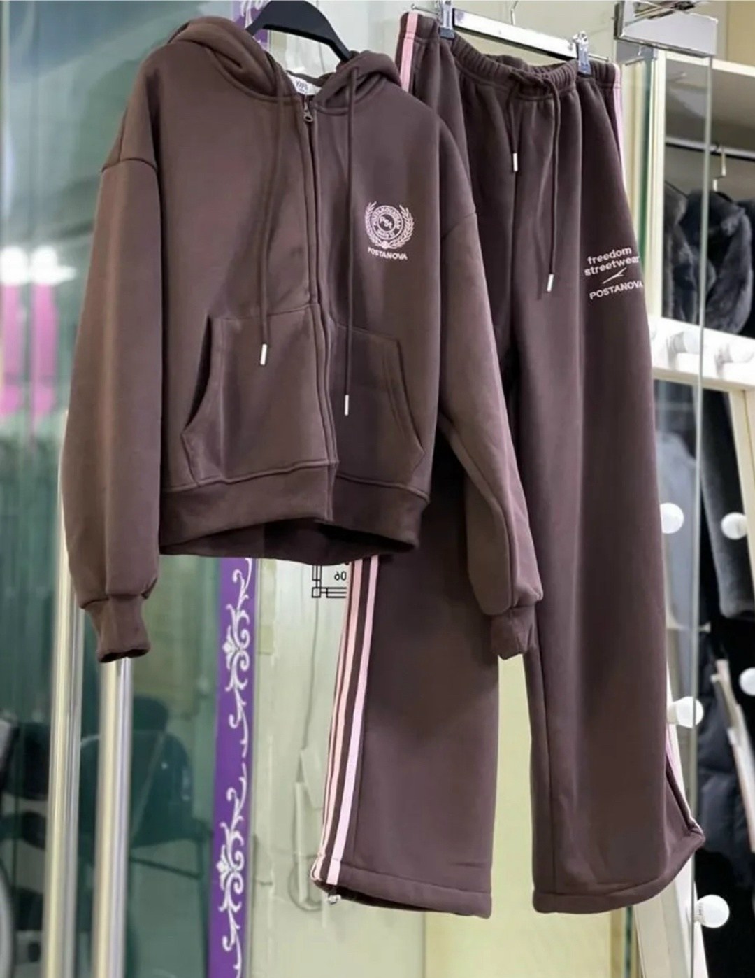 женский спортивный костюм adidas,костюмы спортивные,женский спортивный костюм,спортивные костюмы адидас женские,спортивный костюм повседневный