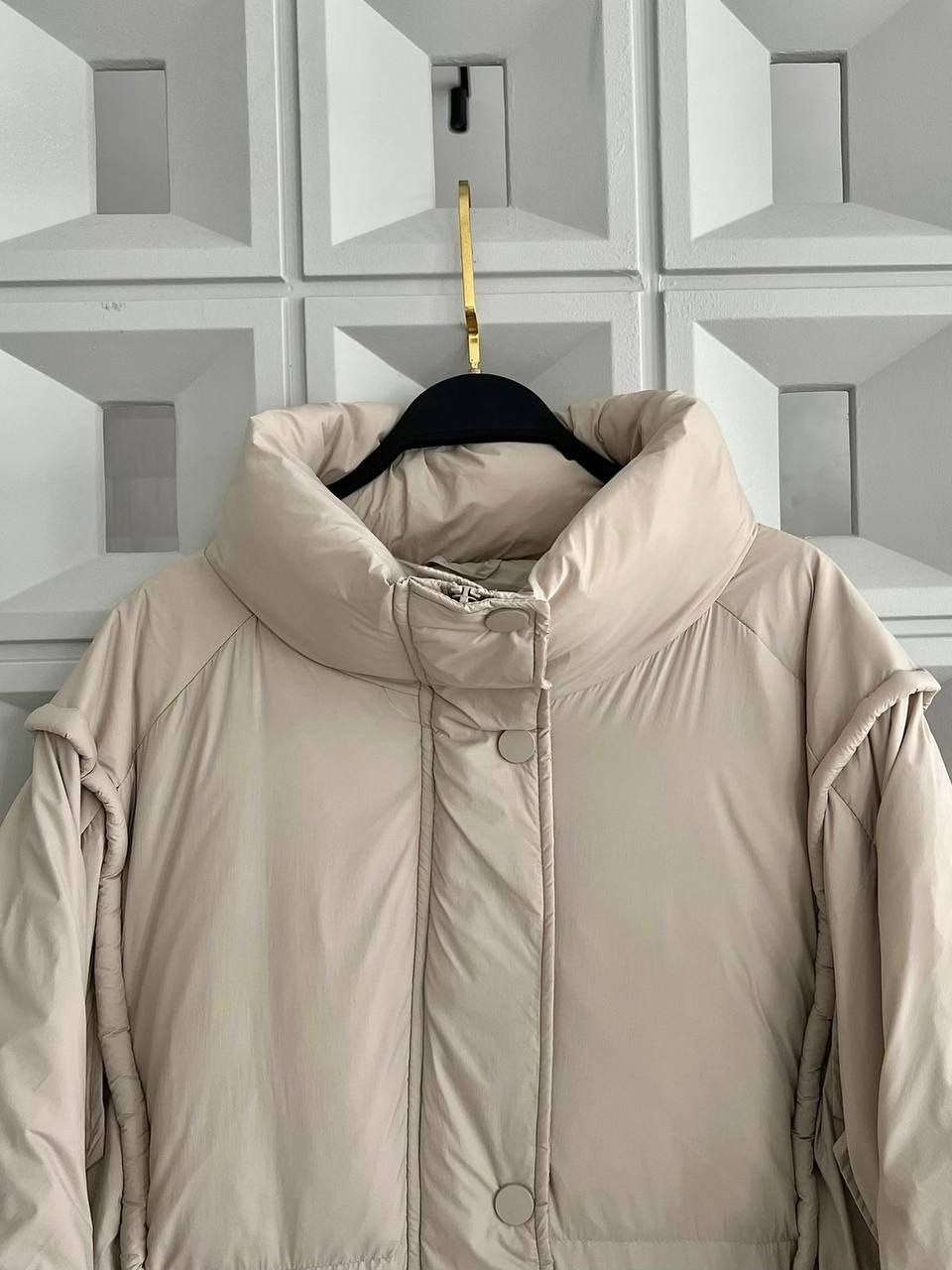 модные пуховики,куртка оверсайз,куртка демисезон с капюшоном удлиненная оверсайз,куртка оверсайз демисезонная,пуховик оверсайз