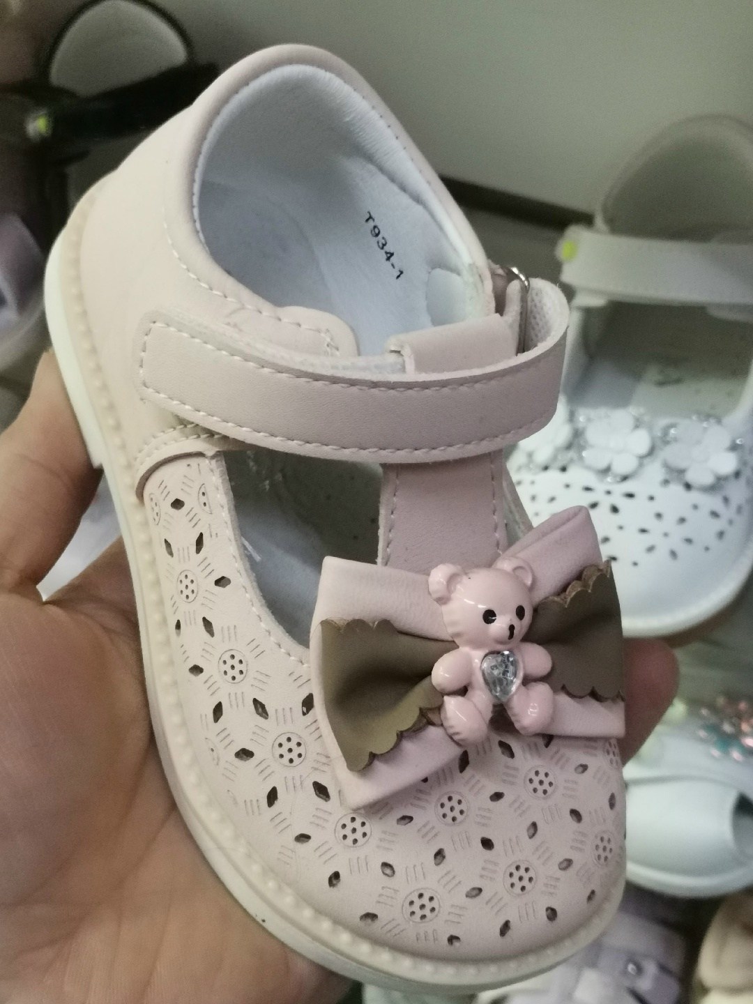 капитошка сандалии для девочек,сандалии капитошка для девочки молочного цвета,босоножки капитошка для девочки,сандали капитошка,сандалии для девочек