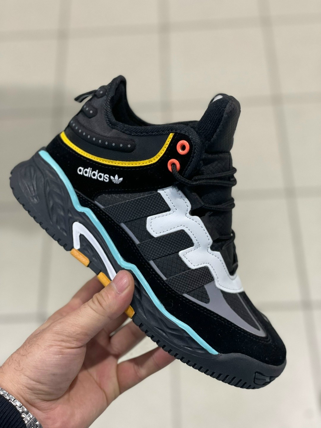 кроссовки adidas niteball зимние,зимние кроссовки adidas niteball hi,кроссовки adidas,зимние кроссовки adidas,adidas мужские кроссовки