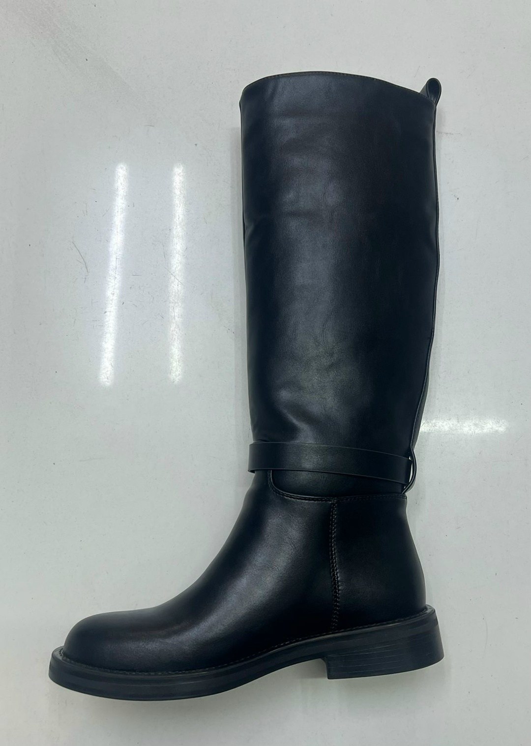 женские сапоги,,сапожки,женские зимние сапоги,женские кожаные сапоги