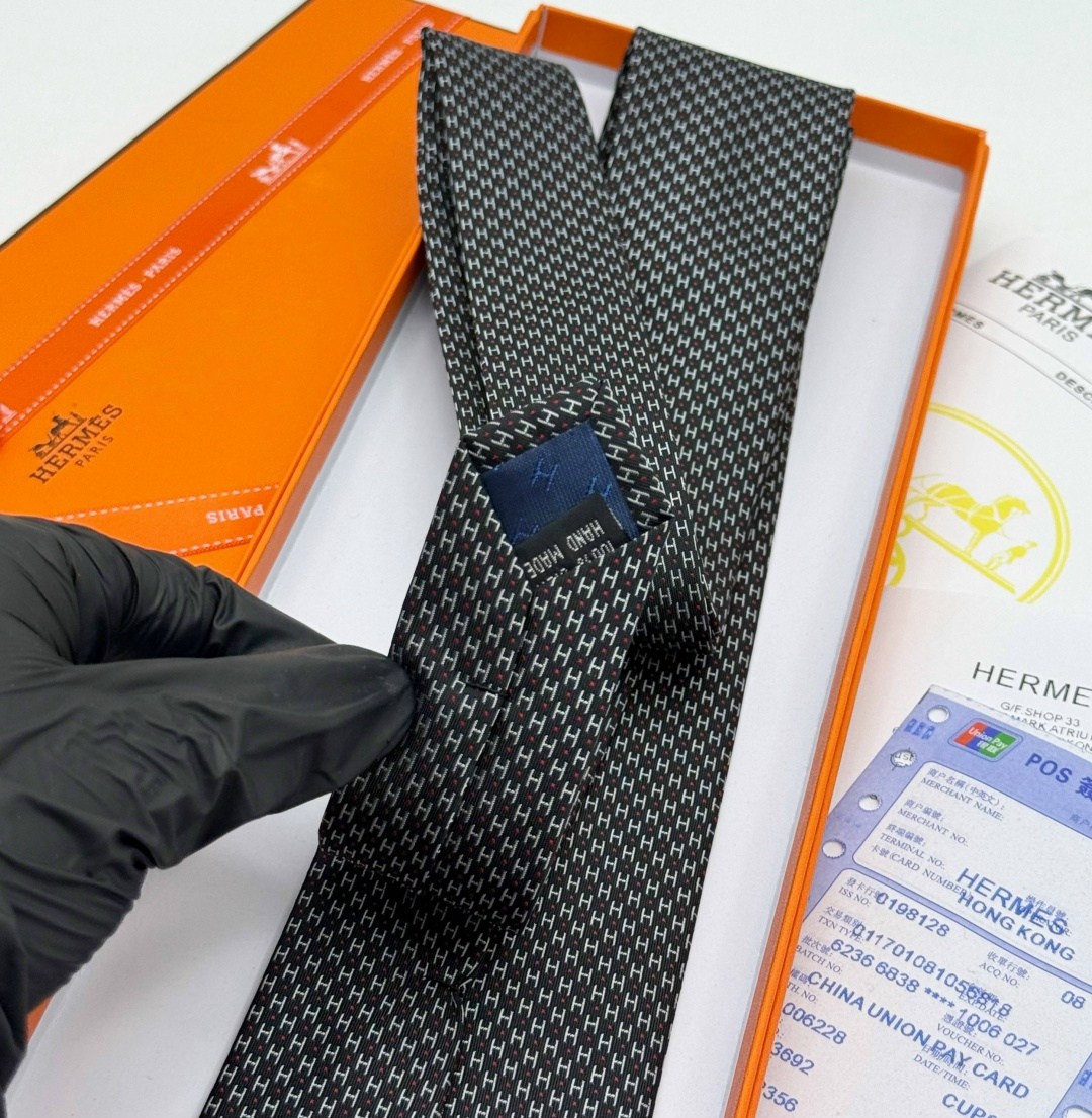 галстук hermes,шелковый галстук hermes,галстук мужской hermes,классический галстук,набор галстук