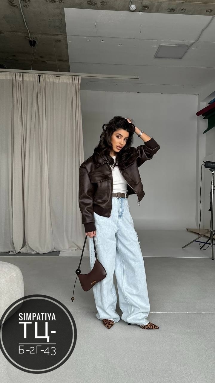 куртка кожаная,кожаная женская куртка,кожаная куртка бомбер женская,бомбер женский кожаный,косуха женская