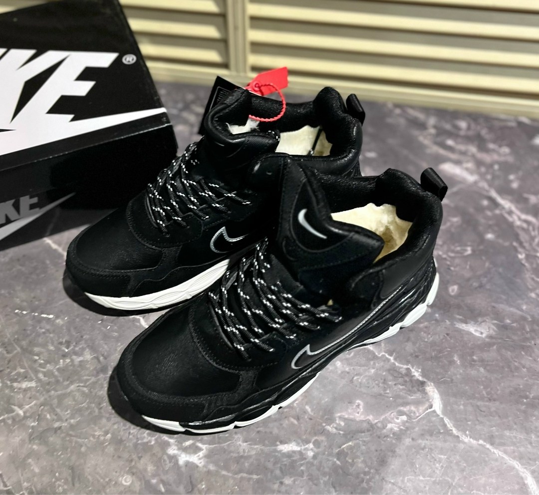 supreme x nike shox ride 2,nike air max plus tn black,nike air max tn plus black white,мужские кроссовки nike,nike air max plus tn