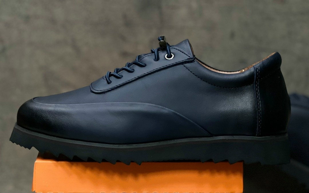 ,мужская ,мужские кроссовки,обуви,кроссовка мужской