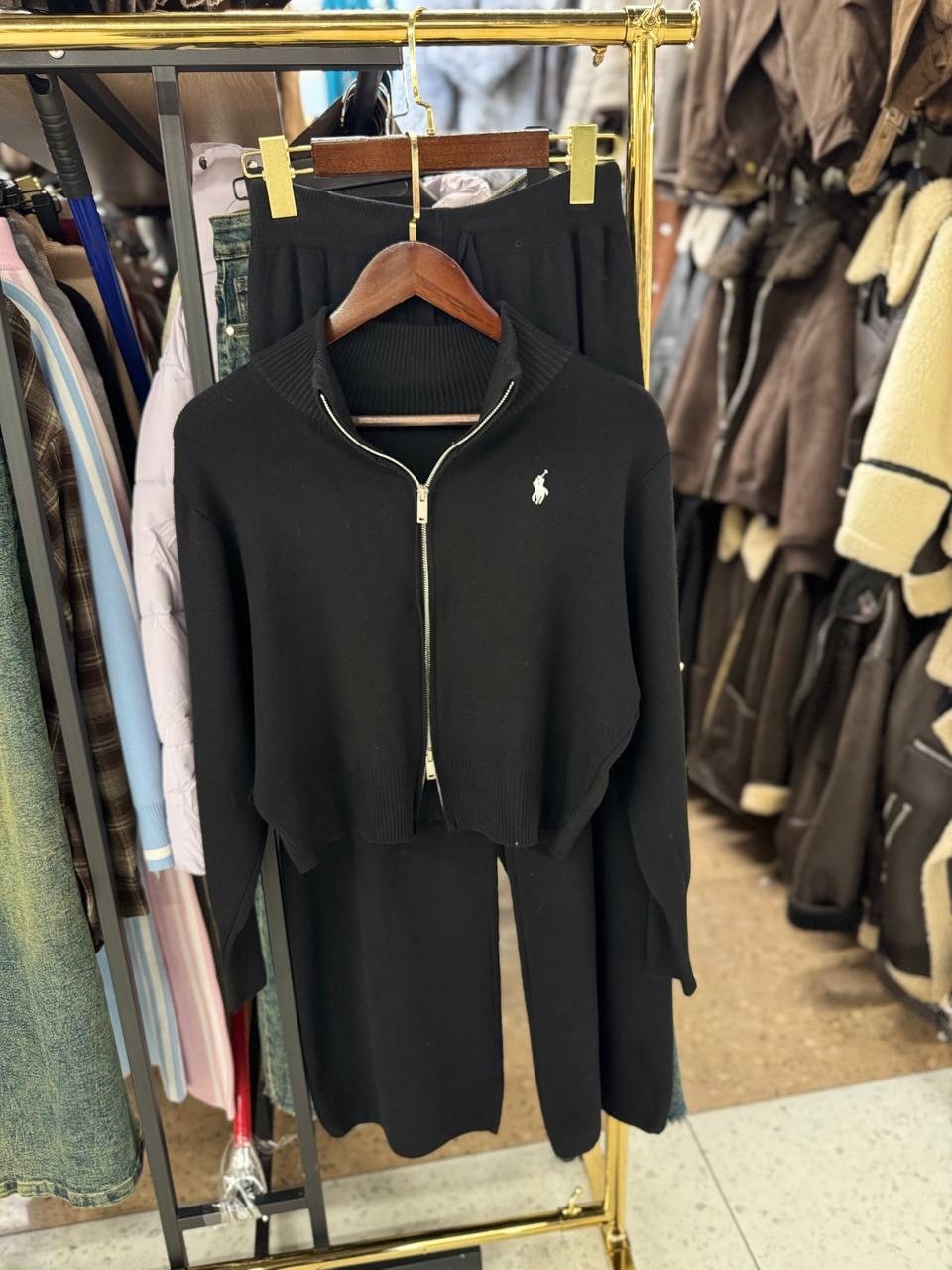 кашемировый костюм женский,трикотажный костюм на молнии,трикотажные костюмы,костюм кашемир,костюм кашемировый