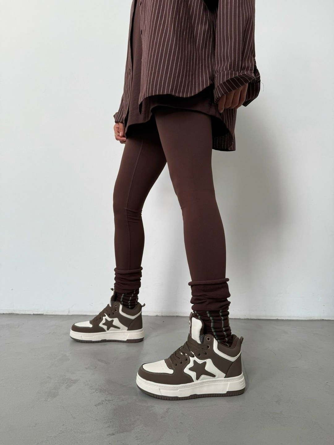 спортивная ,женские кроссовки,высокие кроссовки,,легинсы женские