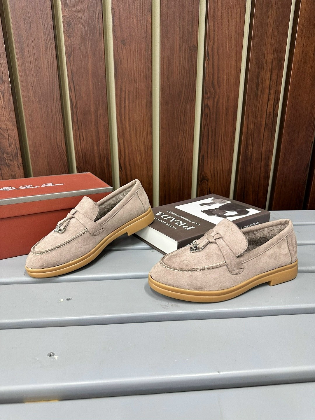 loro piana лоферы женские,лоферы из натуральной замши loro piana,,loro piana лоферы женские замшевые,лоферы лоро пиано