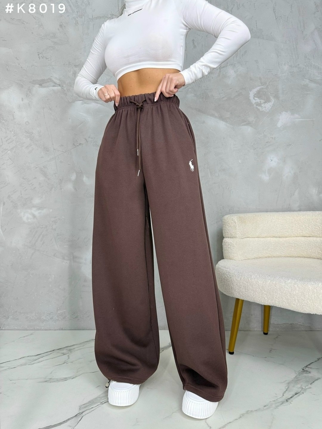 серые спортивные штаны,брюки спортивные палаццо,спортивные брюки,широкие спортивные штаны,cпортивные штаны женские