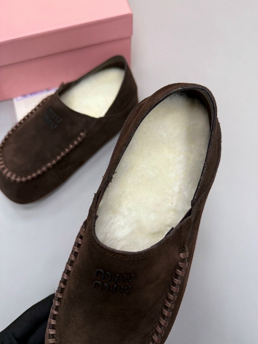 лоферы miu miu,,женская ,мюли женские,мюли замшевые