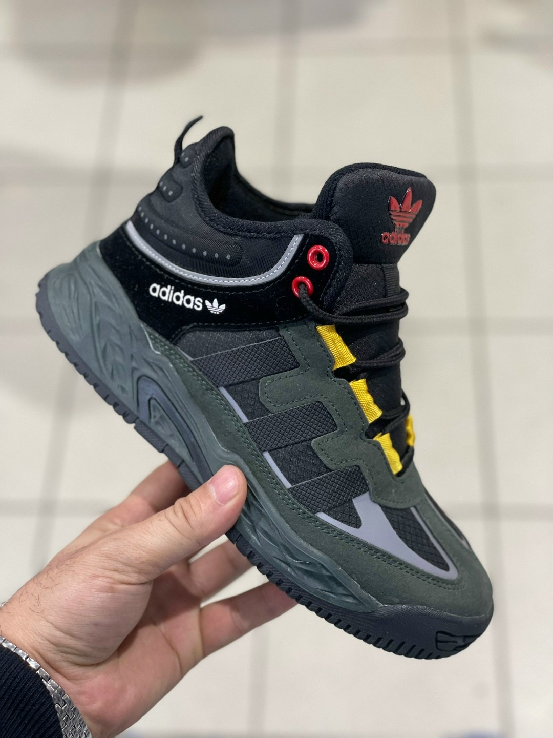 кроссовки adidas niteball зимние,зимние кроссовки adidas niteball hi,кроссовки adidas,зимние кроссовки adidas,adidas мужские кроссовки