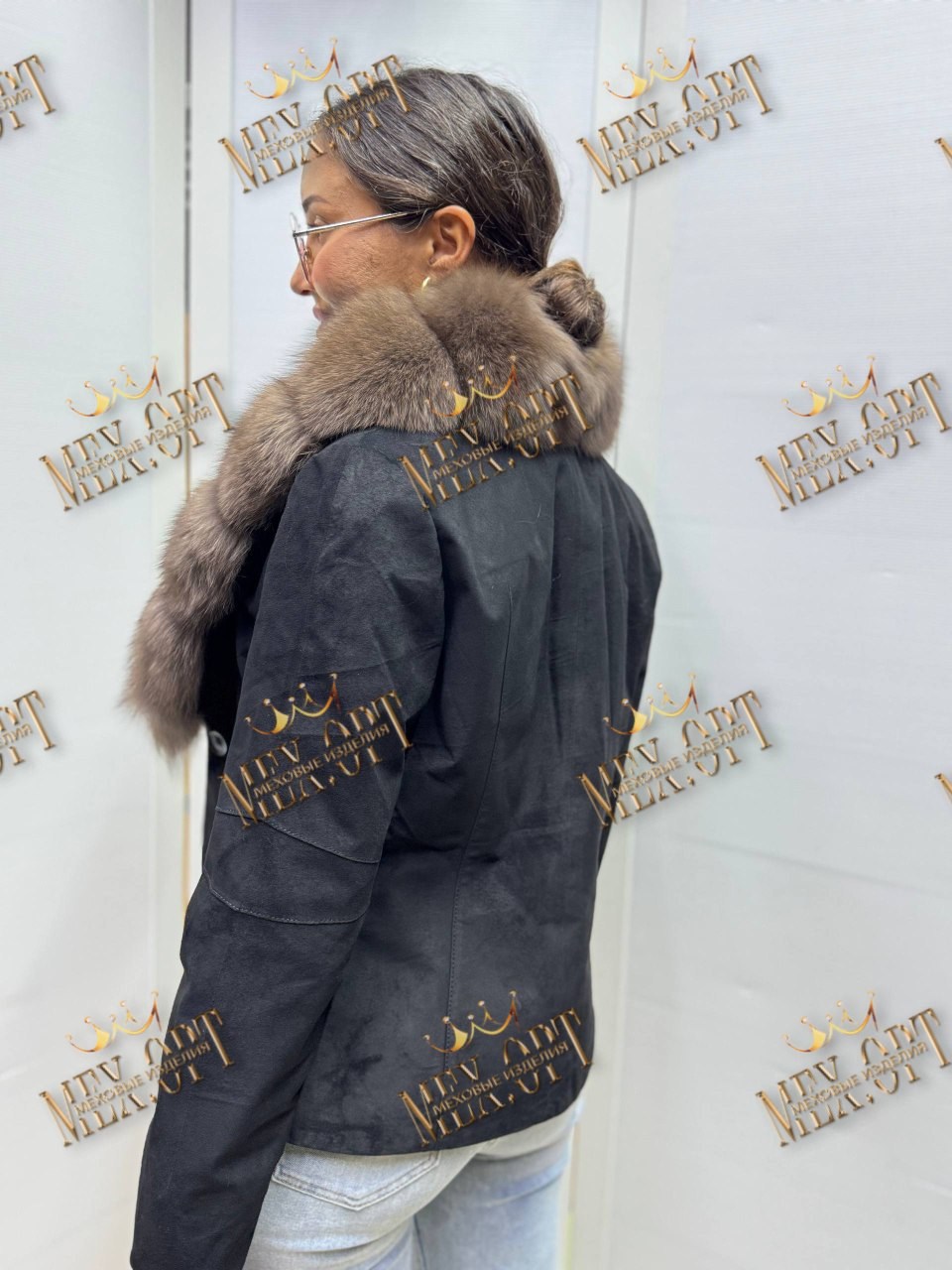 куртка с натуральным мехом песца,куртка с мехом,женская парка с мехом,мех песец,парка с мехом