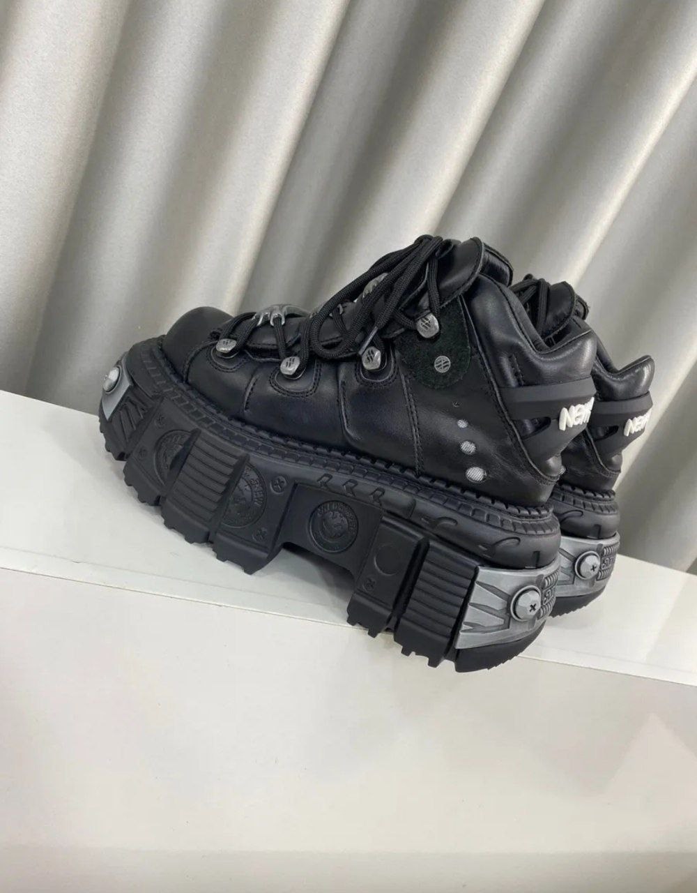 ,массивные ботинки new rock на высокой подошве,ботинки new rock,ботинки new rock m 131 s 1,ботинки нью рок