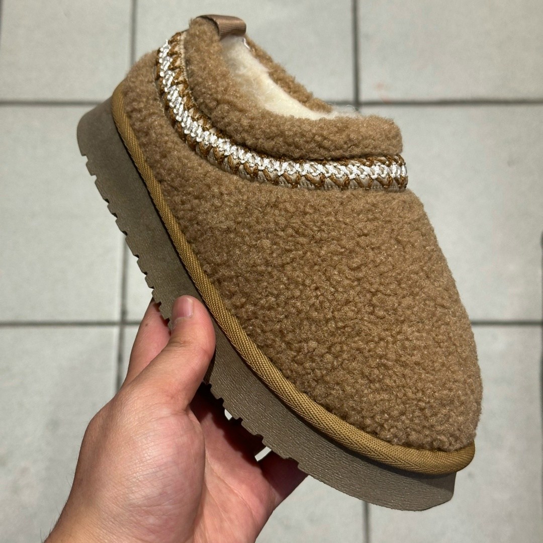 ,женская ,теплая ,женские угги,тапочки теплые