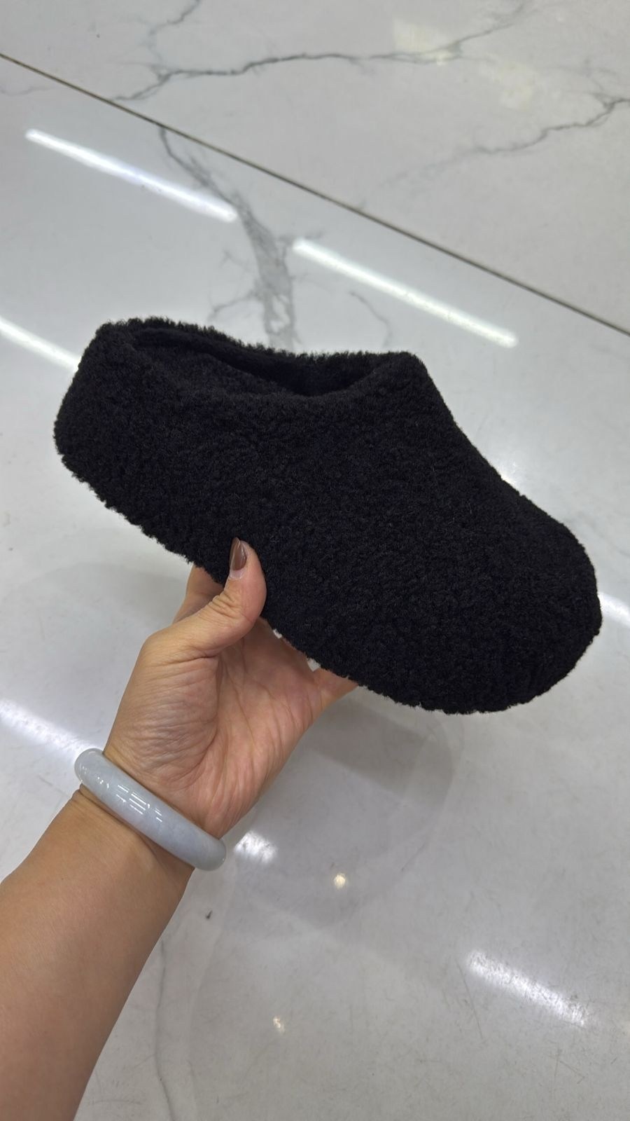 ,женские тапочки,тапочки меховые домашние,модные тапочки,меховые тапочки