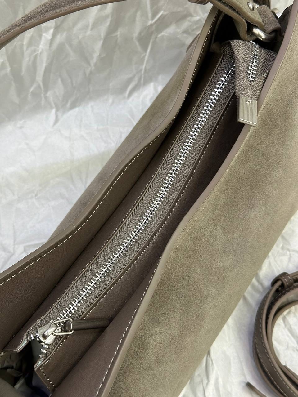 замшевая сумка,женская замшевая сумка,женская сумка из натуральной замши,сумка из натуральной замши,сумка женская натуральная замша